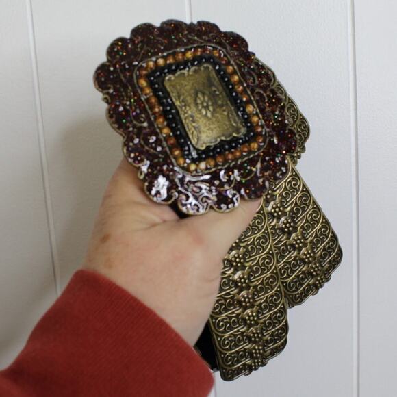 Boho Style Intricate Metal Stretchy Belt with Large‎ Enamel and Beaded Buckle - Picture 3 of 6